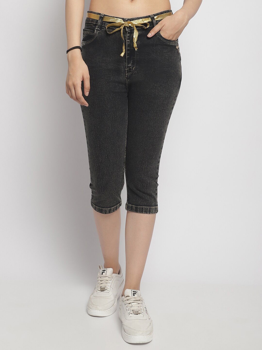 

ELLIS Women Skinny Fit Mid-Rise Capris, Blue