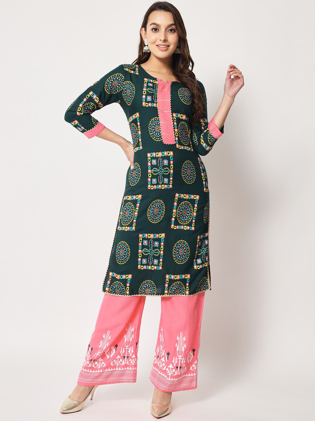 

SURHI Notched Neck Ethnic Motifs Printed Gotta Patti Kurta with Palazzos, Green