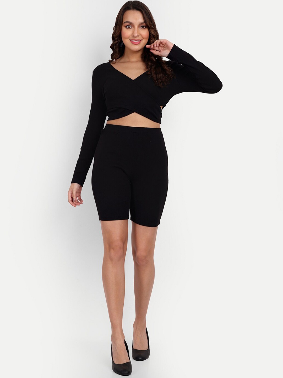 

DOLSU Pure cotton V-Neck Top With Shorts Co-Ords Set, Black