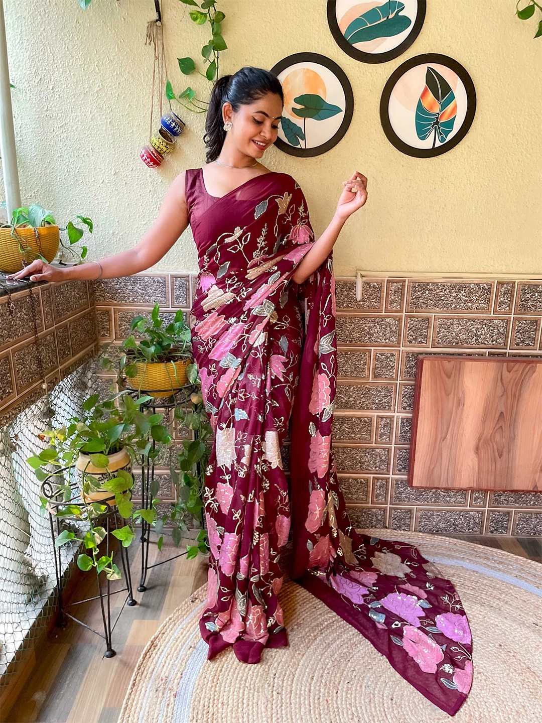 

Mitera Floral Embellished Sequinned Poly Georgette Saree With Blouse Piece, Magenta