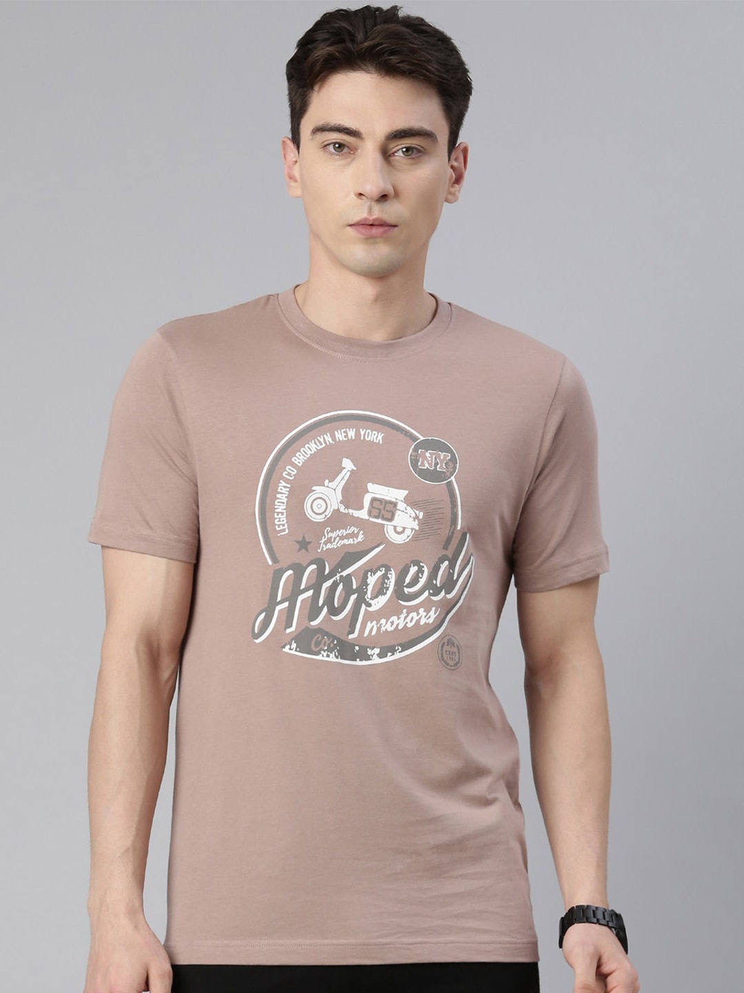 

Chennis Typography Printed Pure Cotton Slim Fit T-shirt, Brown