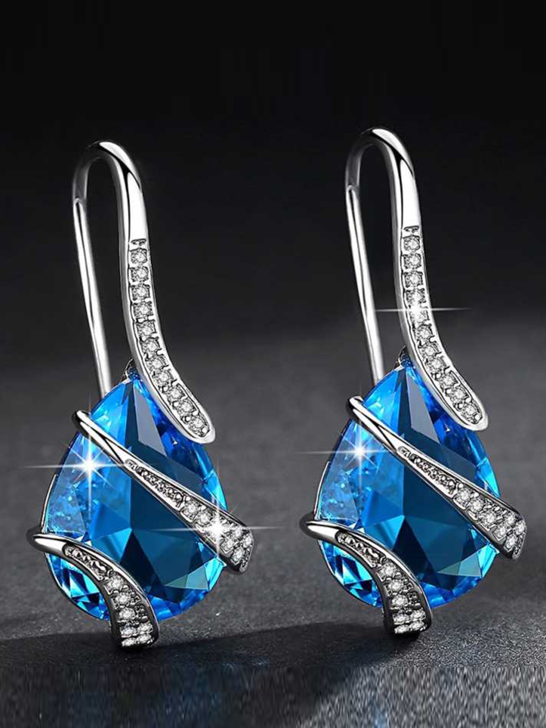 

MYKI Silver-Plated Contemporary Drop Earrings