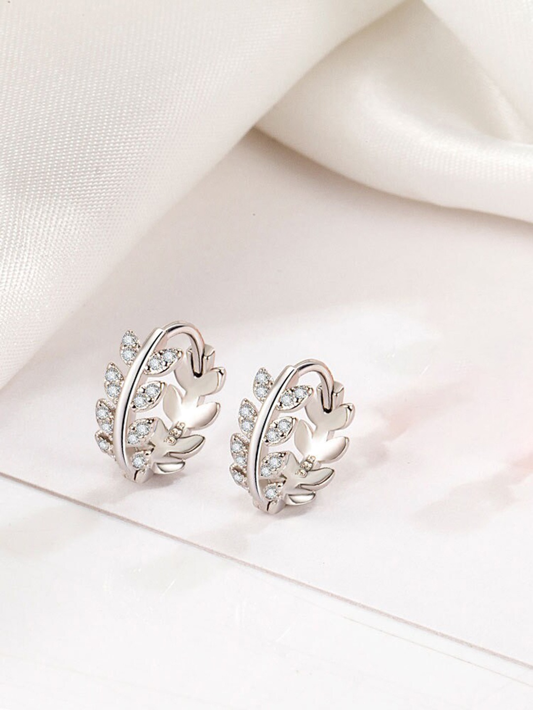 

MYKI Silver-Toned Contemporary Studs Earrings
