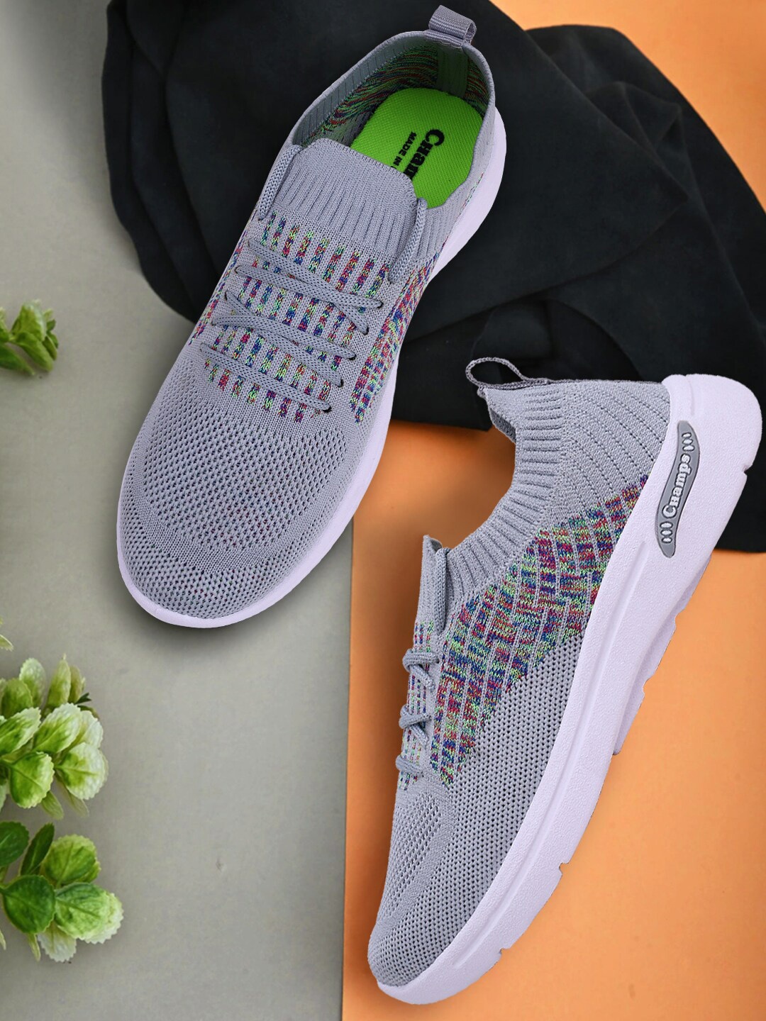 

Champs Women Woven Design Lightweight Comfort Insole Mesh Contrast Sole Sneakers, Grey