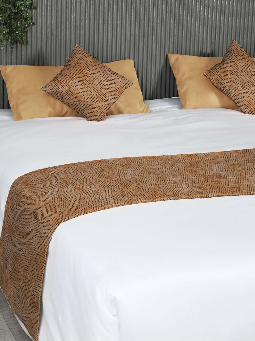 

SPACES Brown Printed Velvet Reversible King & Queen Bed Runner & 2 Pieces Cushion Covers