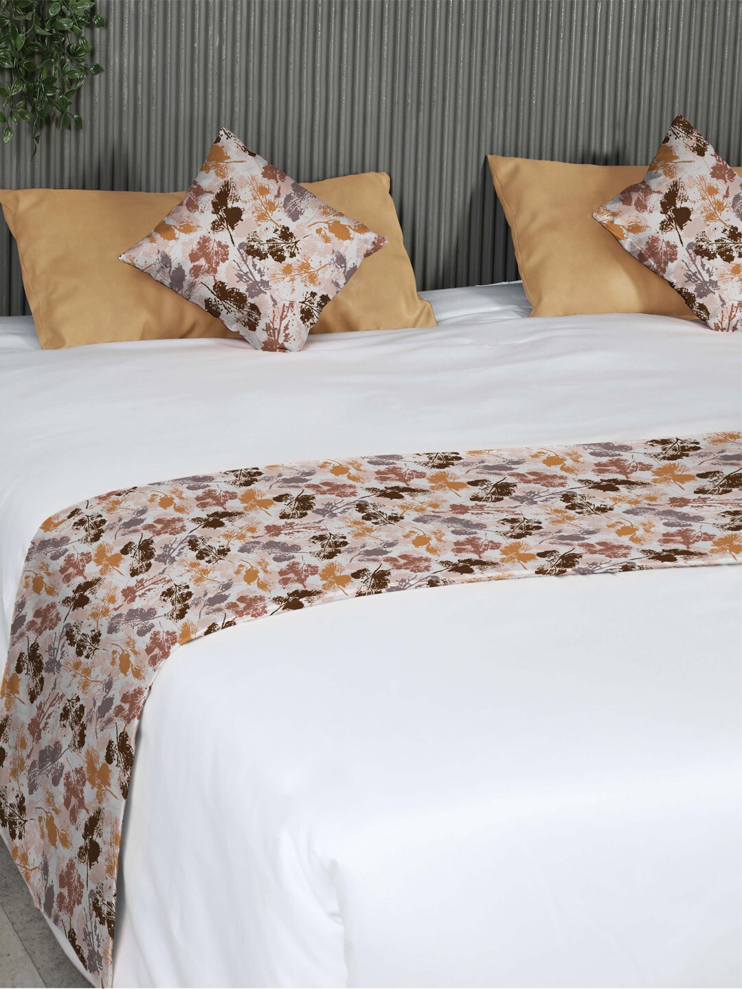

SPACES Chromatic Foliage Brown & Grey Velvet King & Queen Bed Runner & 2 Cushion Covers