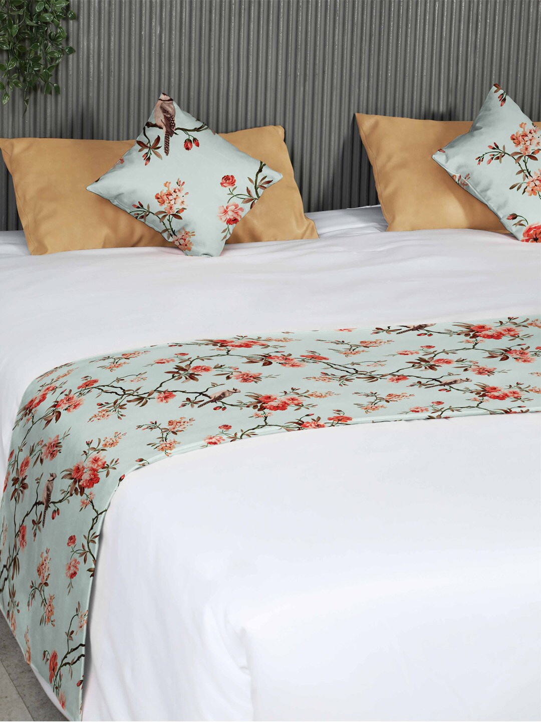 

SPACES Blossoming Wings Red & Blue Reversible King & Queen Bed Runner & 2 Cushion Covers