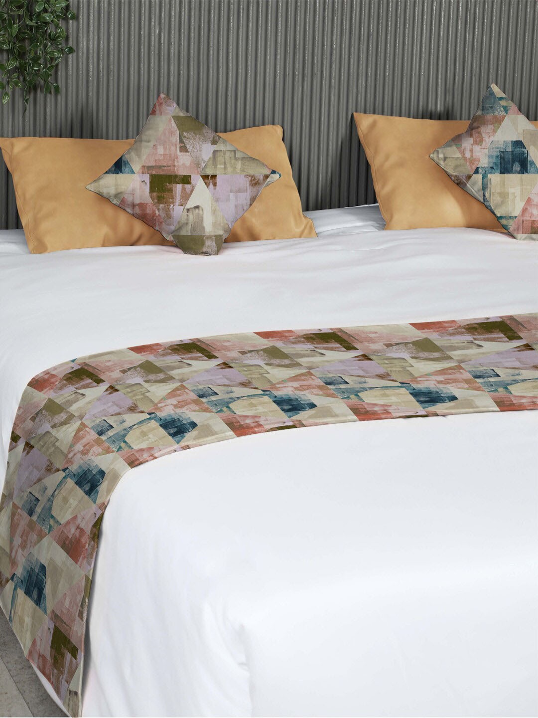 

SPACES Fusion Taupe Printed Velvet Bed Runner & 2 Cushion Covers
