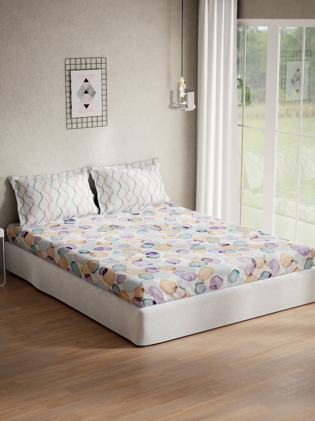 

DDecor Blue & Orange 140 TC Cotton Queen Bedsheet with 2 Pillow Covers