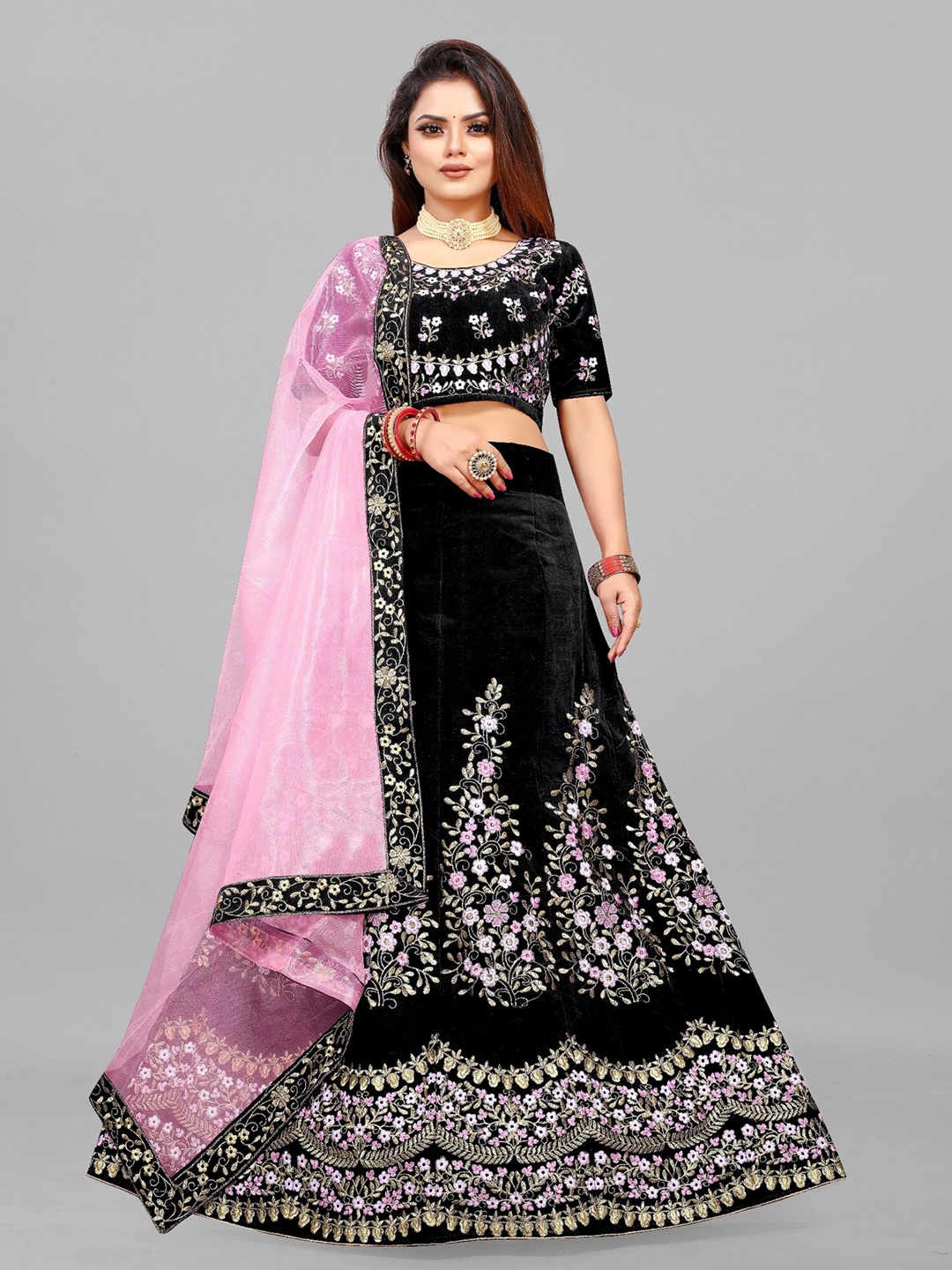 

APNISHA Embroidered Thread Work Semi-Stitched Lehenga & Unstitched Blouse With Dupatta, Black