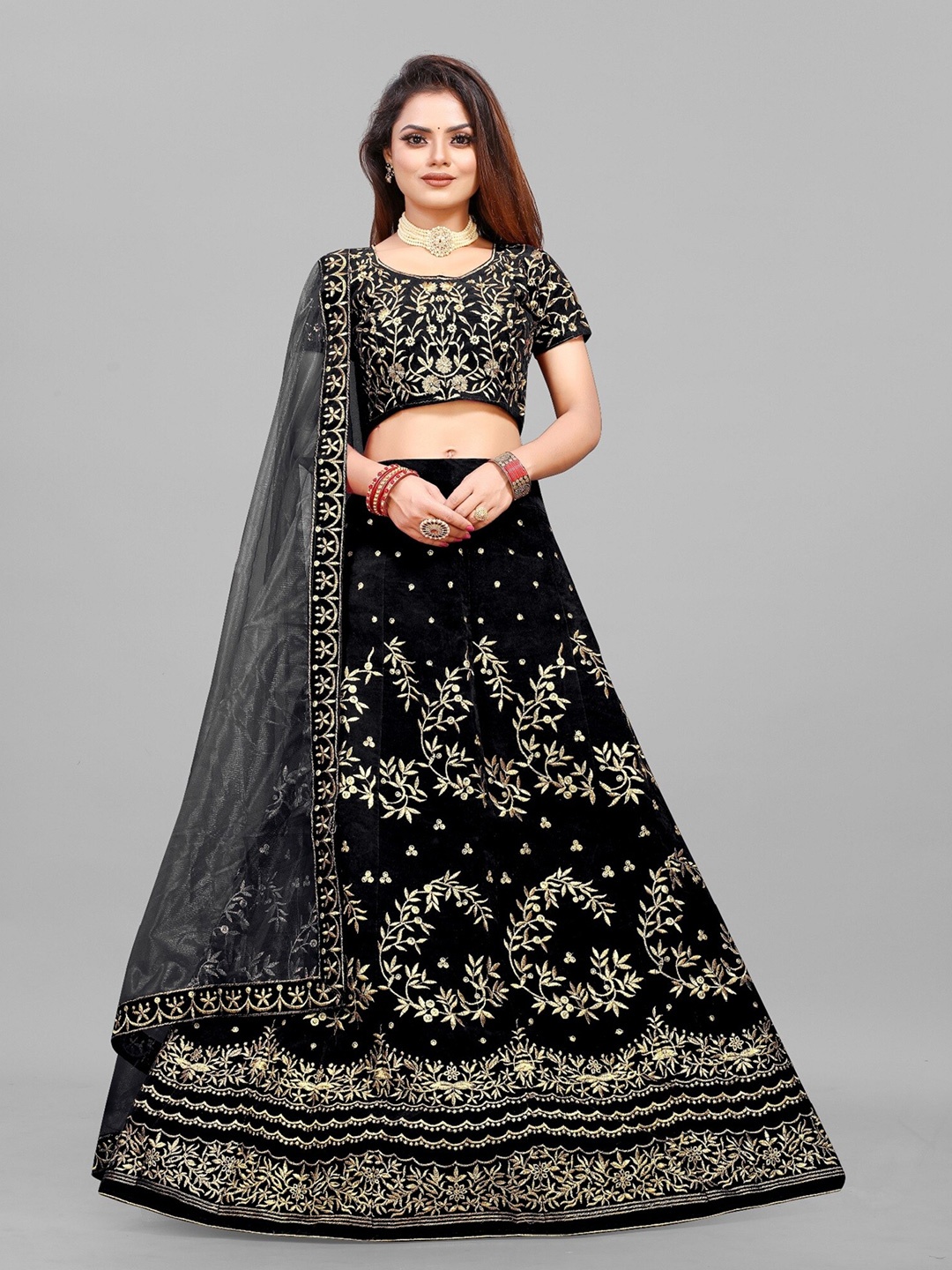 

APNISHA Embroidered Thread Work Semi-Stitched Lehenga & Unstitched Blouse With Dupatta, Black