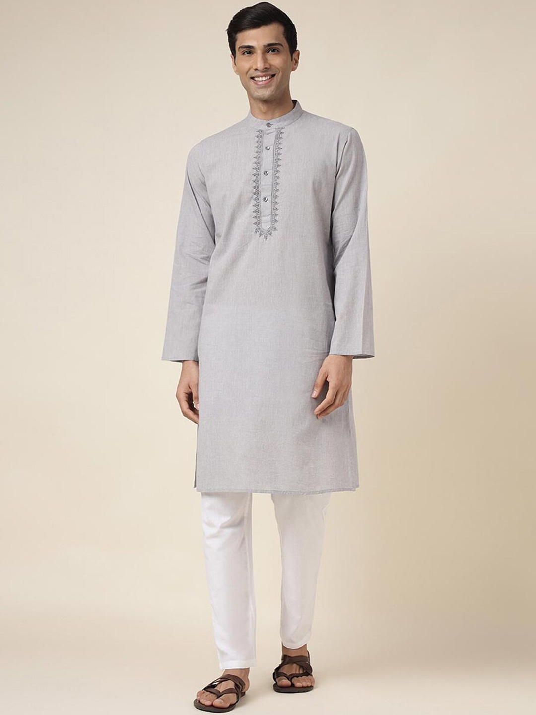 

Fabindia Band Collar Thread Work Pure Cotton Kurta, Grey