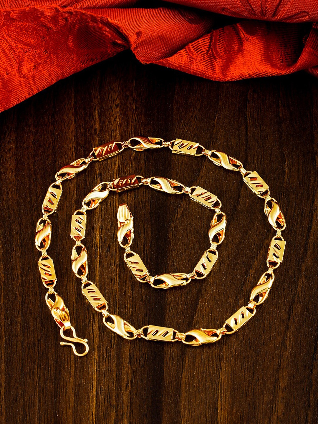 

MEENAZ Men Brass Gold-Plated Choker Chain