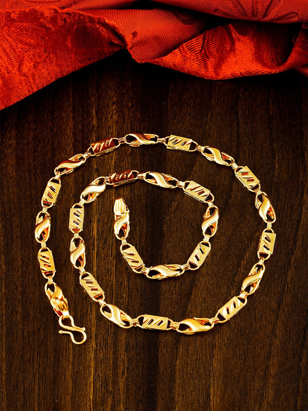 

MEENAZ Men Brass Gold-Plated Chain