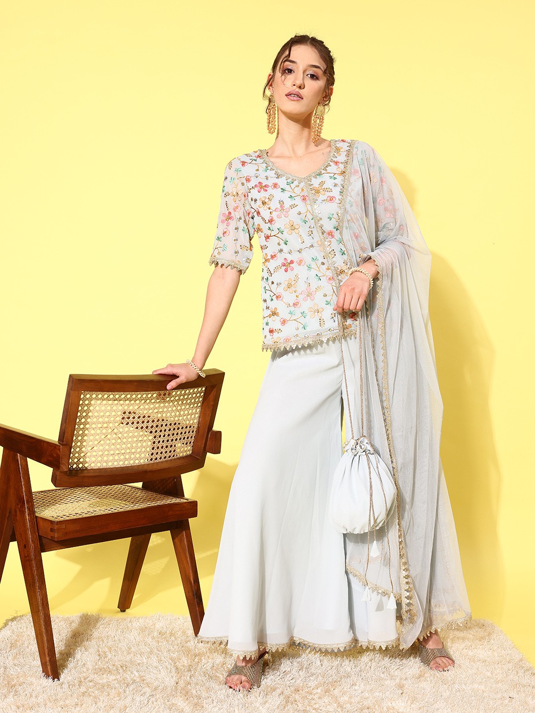 

Libas Women Floral Embroidered Regular Sequinned Kurti with Palazzos & With Dupatta, Blue
