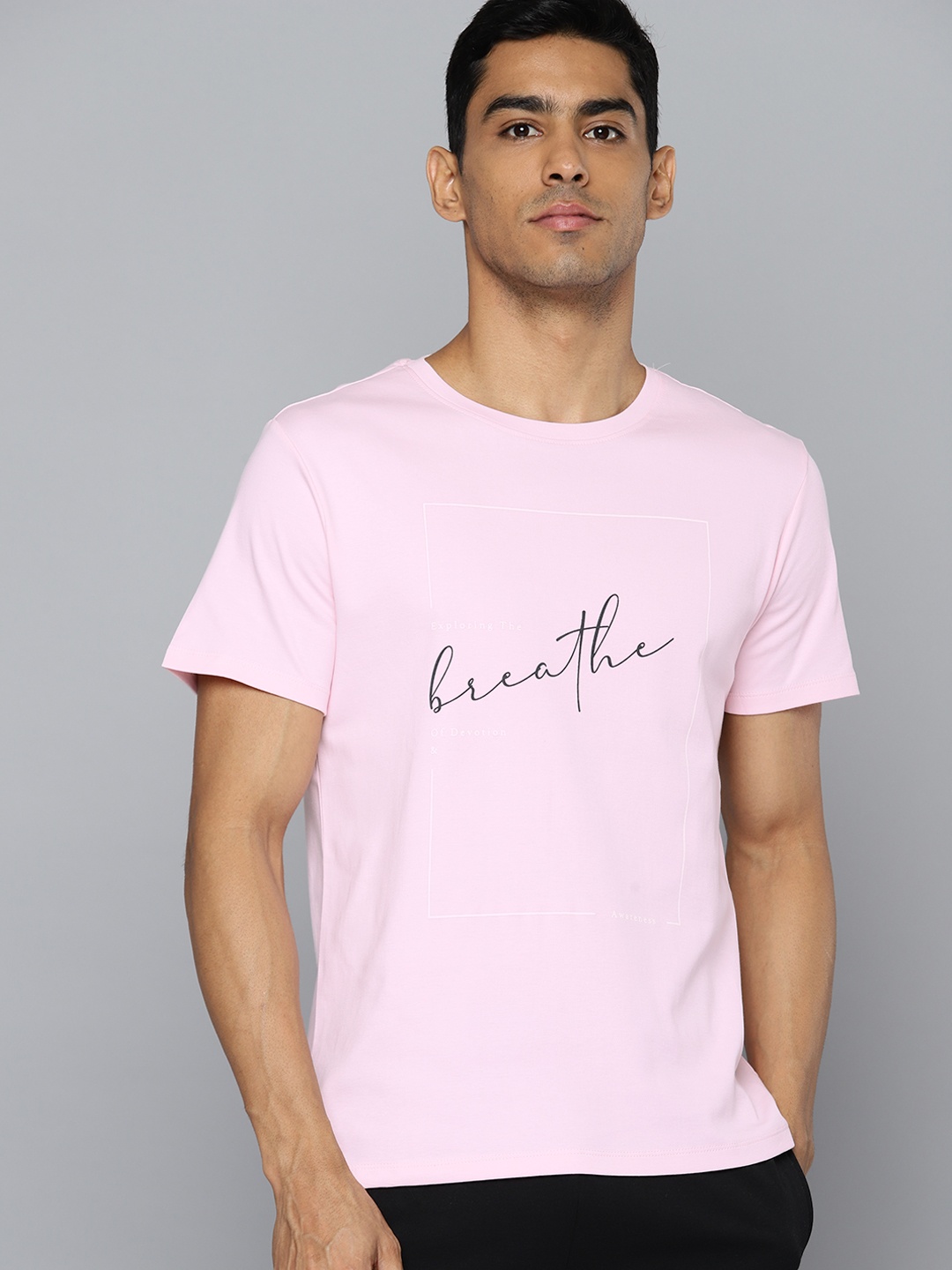 

HRX by Hrithik Roshan Men Pink Typography T-shirt