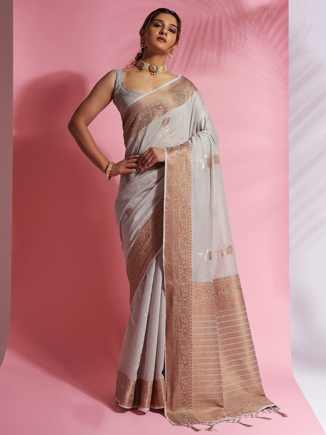 

DIVASTRI Ethnic Motifs Woven Design Jaali Pure Cotton Saree, Grey