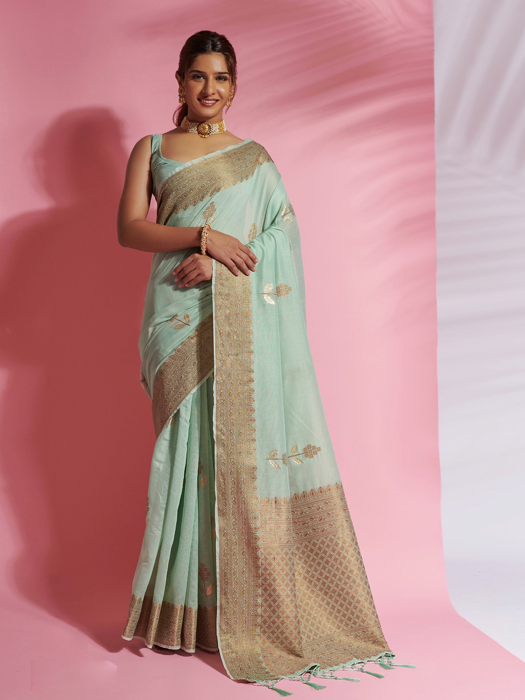 

DIVASTRI Floral Woven Design Zari Pure Cotton Saree, Sea green