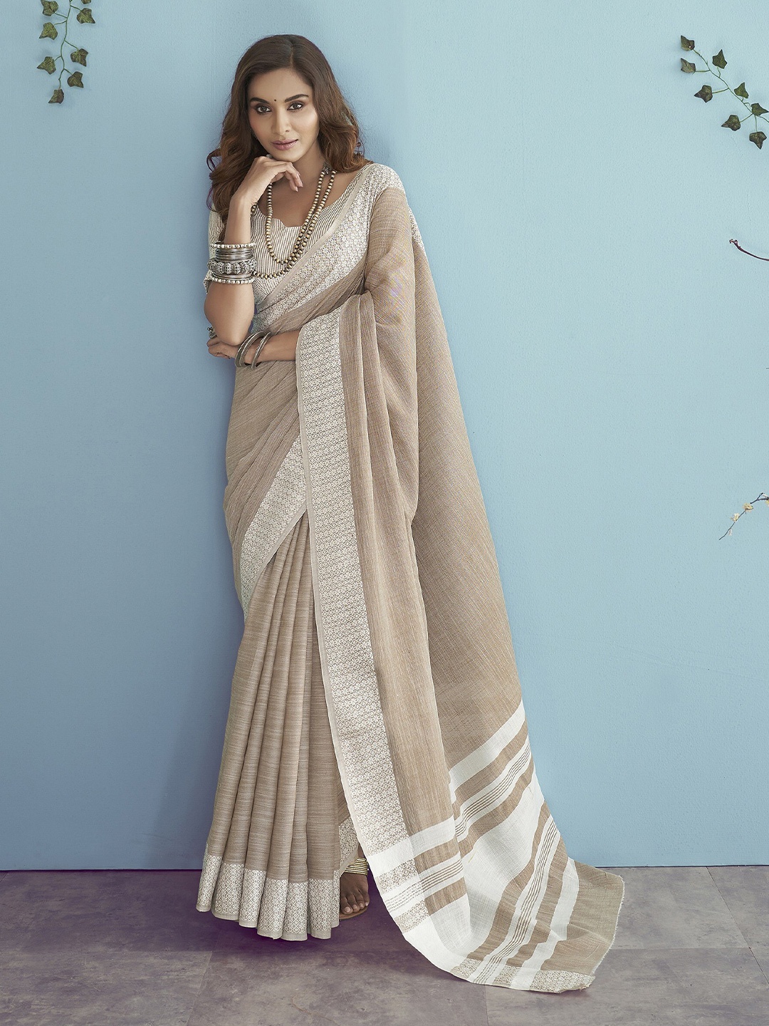 

DIVASTRI Linen Blend Ilkal Saree, Brown