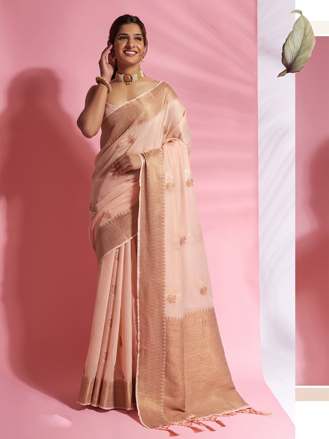 

DIVASTRI Ethnic Motifs Woven Design Zari Pure Cotton Saree, Peach