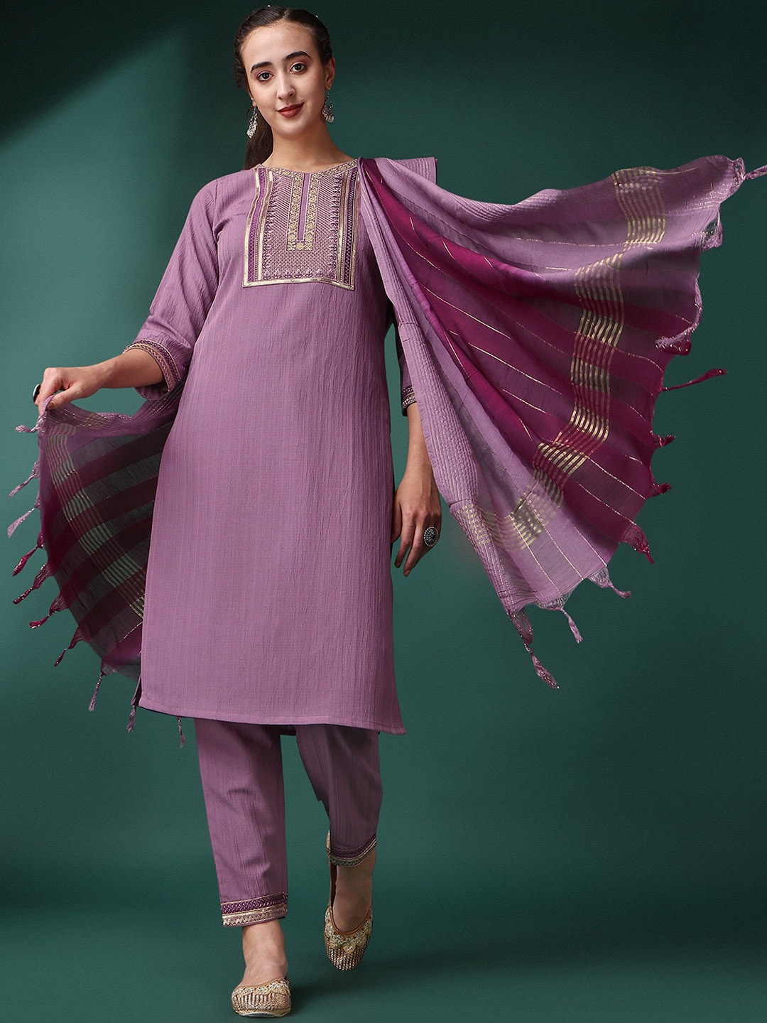 

ASPORA Floral Yoke Design Sequined Kurta with Trousers & Dupatta, Purple