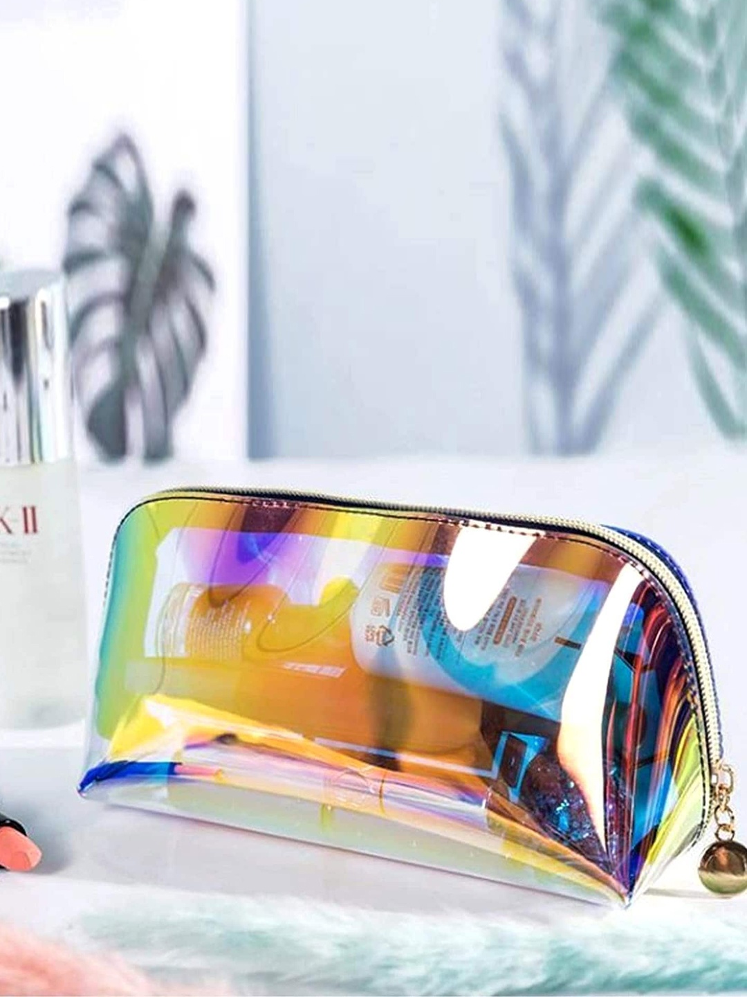 

Awestuffs Holographic Travel Pouch, Transparent