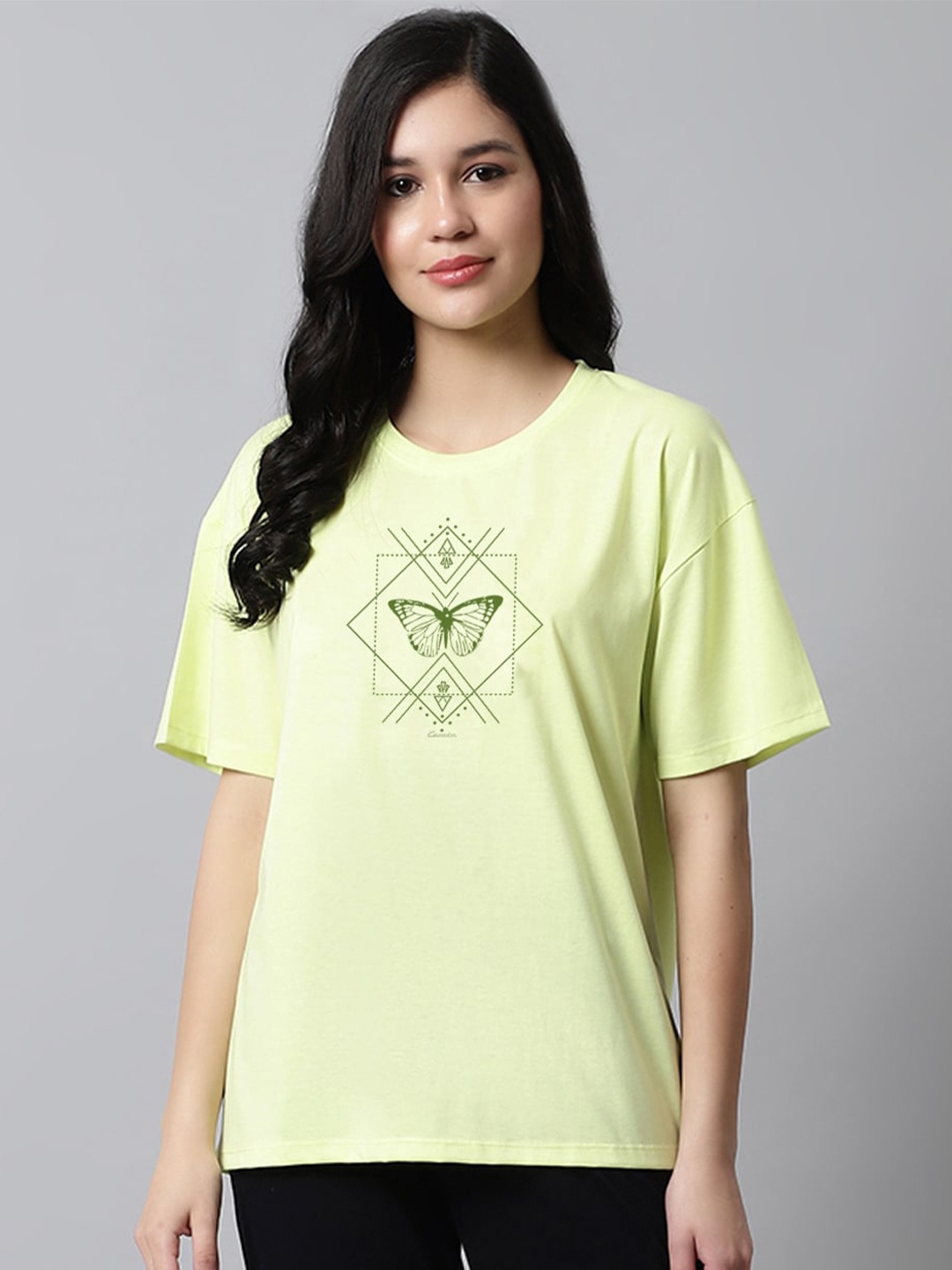 

Kanvin Green Graphic Printed Loose T-shirt