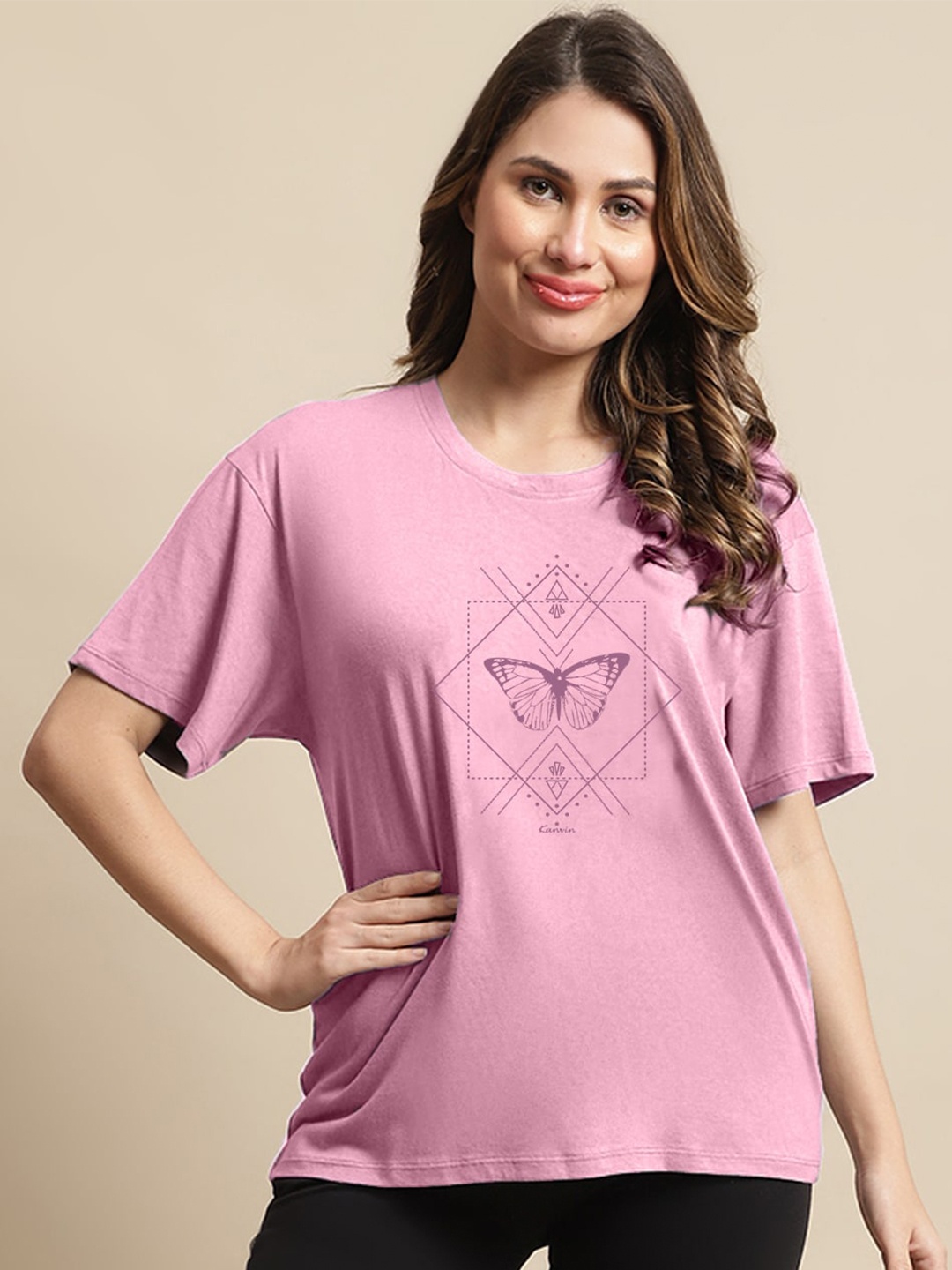 

Kanvin Conversational Printed Drop-Shoulder Sleeves Oversized T-shirt, Pink