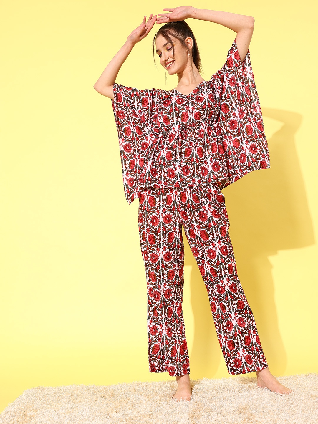 

ETC Women Floral Printed Cotton Night suit, Red