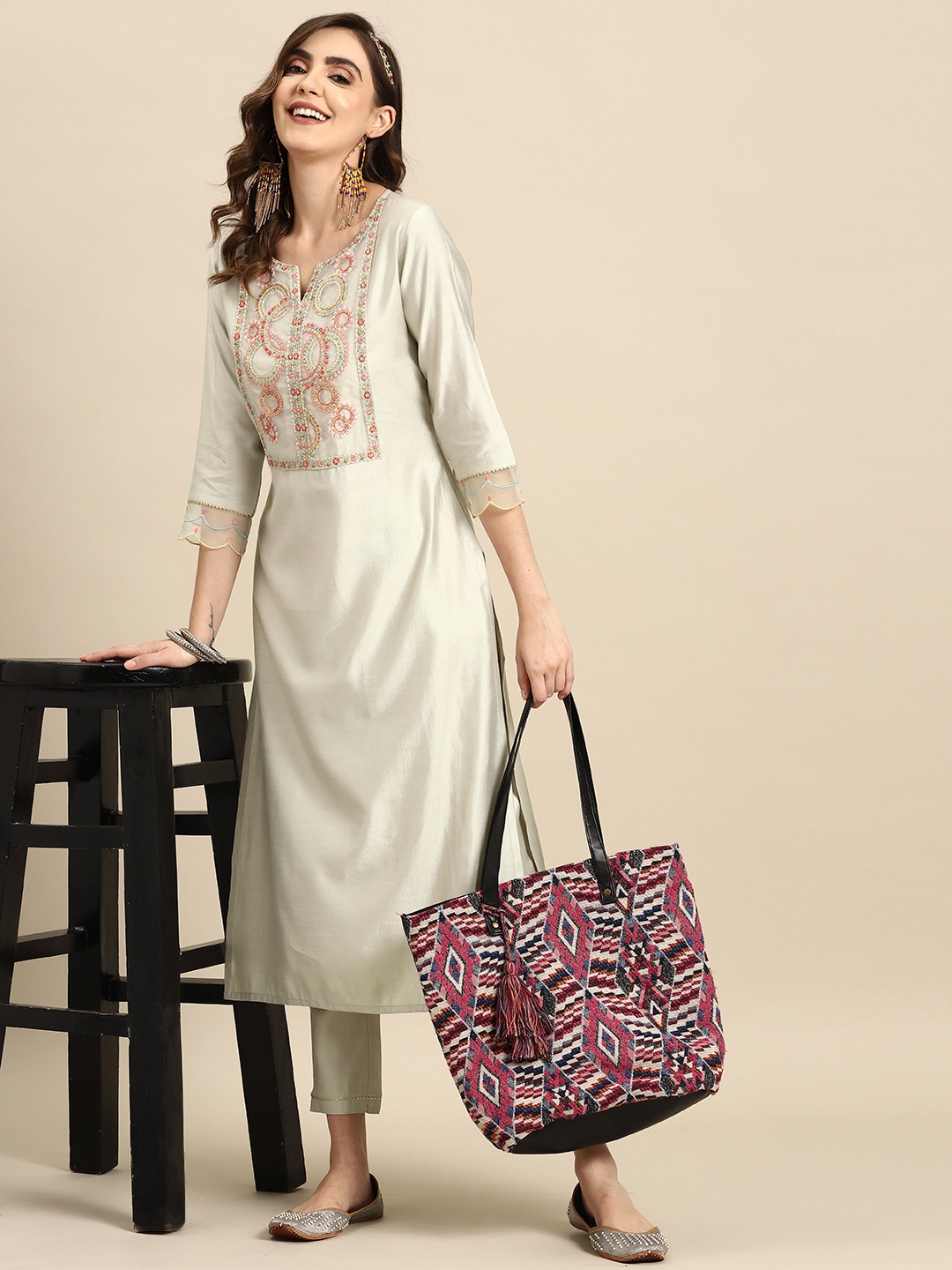 

Sangria Ethnic Motifs Embroidered Thread Work Kurta With Trousers, Grey