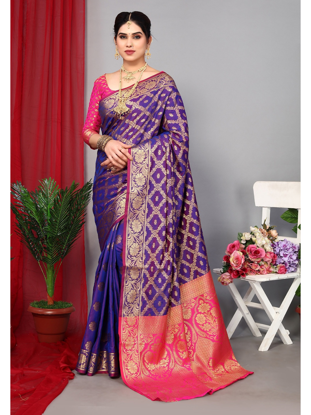 

Paramparik Textile Floral Woven Design Zari Patola Saree, Blue