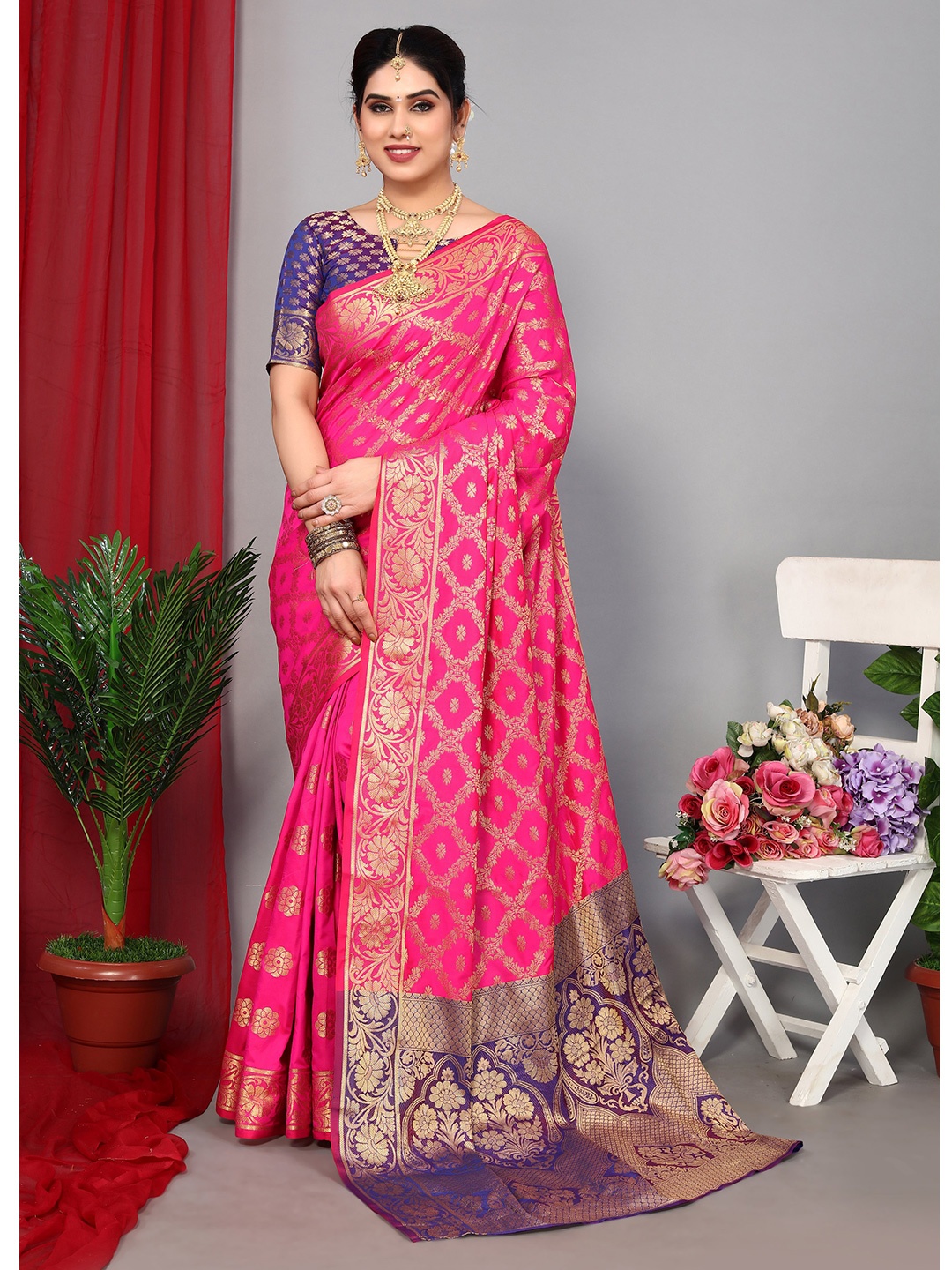 

Paramparik Textile Floral Woven Design Zari Patola Saree, Pink