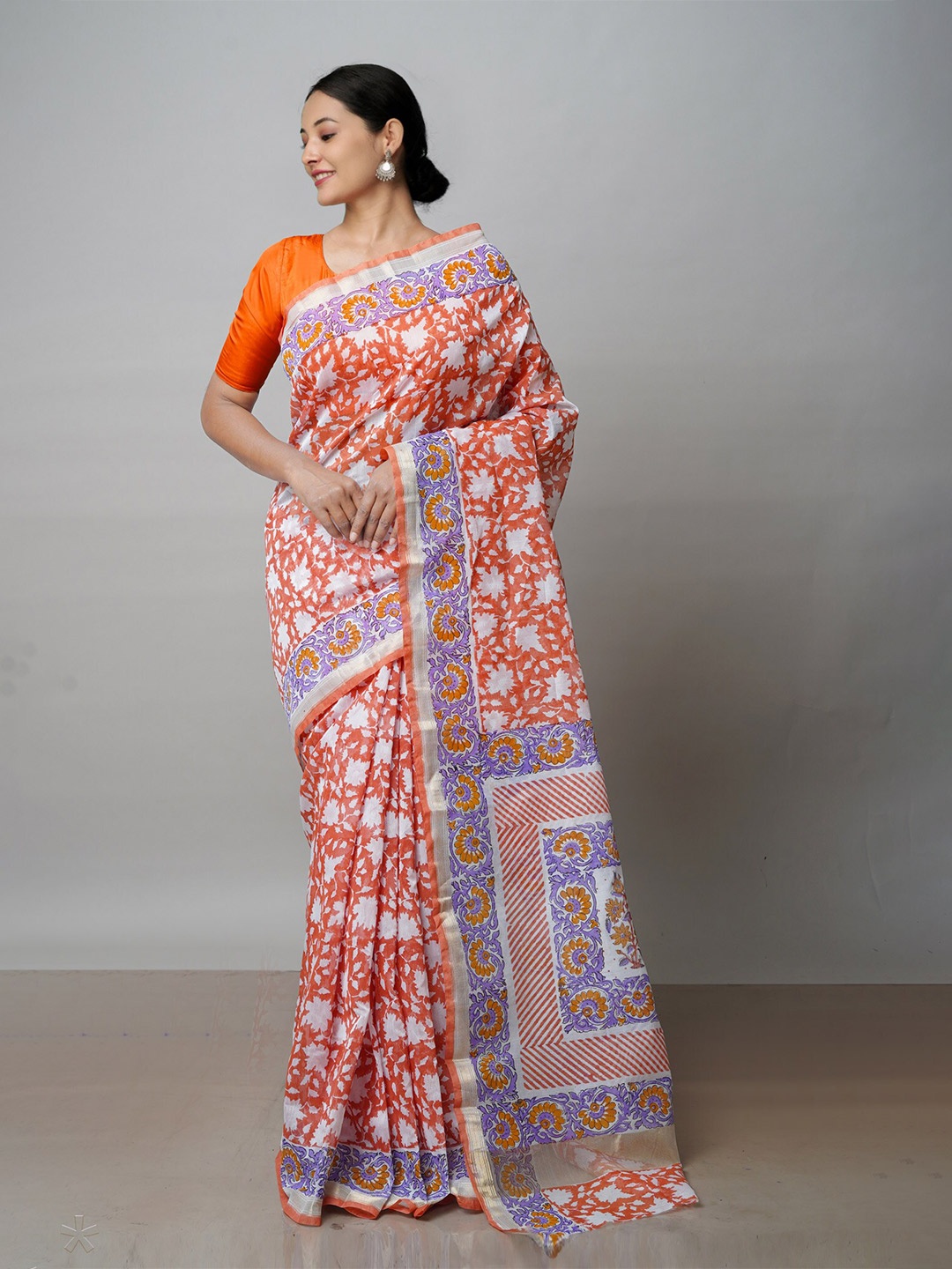 

Unnati Silks Ethnic Motifs Zari Silk Cotton Chanderi Saree, White