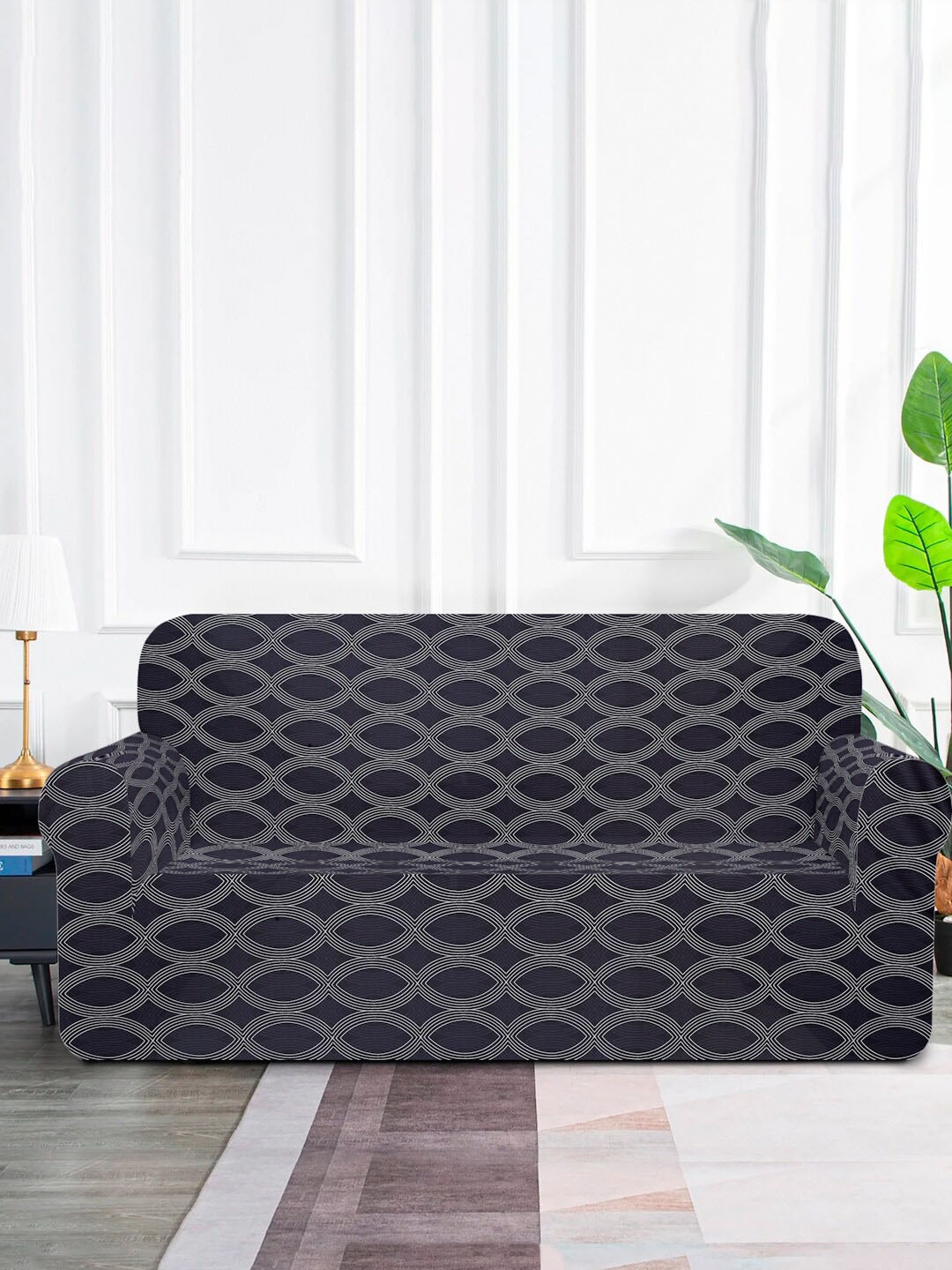 

MULTITEX Black & White 3 Pieces Geometric Printed 5-Seater Sofa Covers