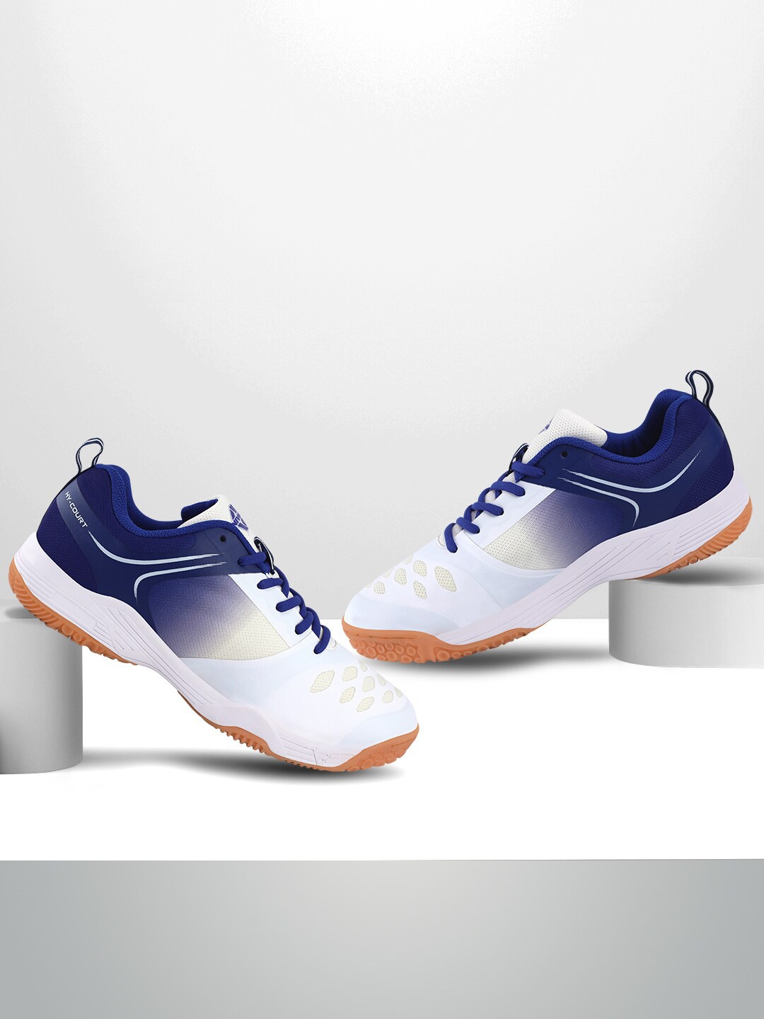 

NIVIA Men Colourblocked Badminton Lace-Ups Non-Marking Shoes, White