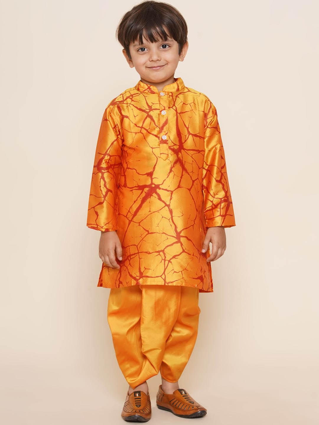 

Sethukrishna Boys Yellow Printed Regular Kurta with Dhoti Pants
