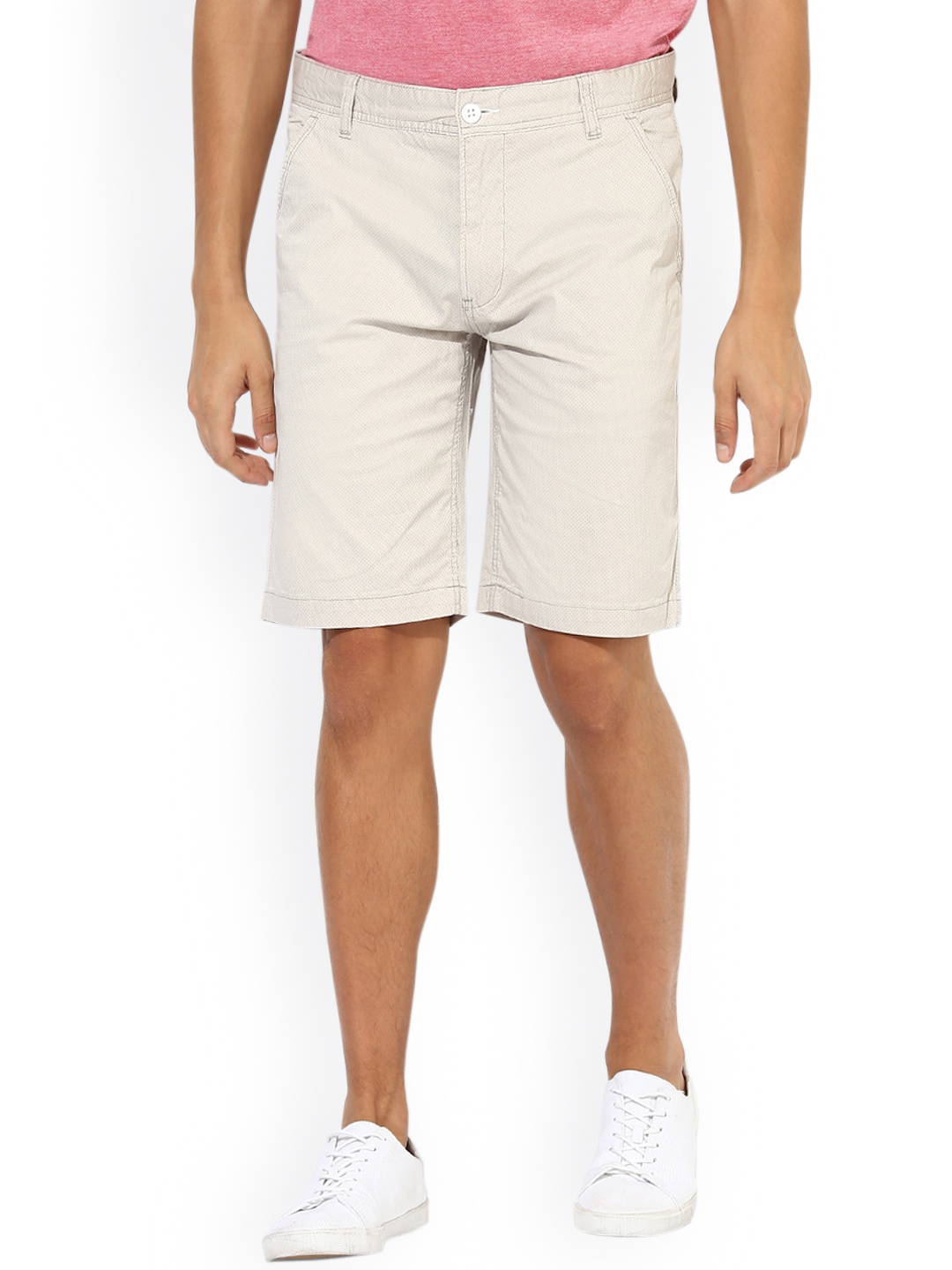

Bruun & Stengade Men Beige Solid Regular Fit Regular Shorts