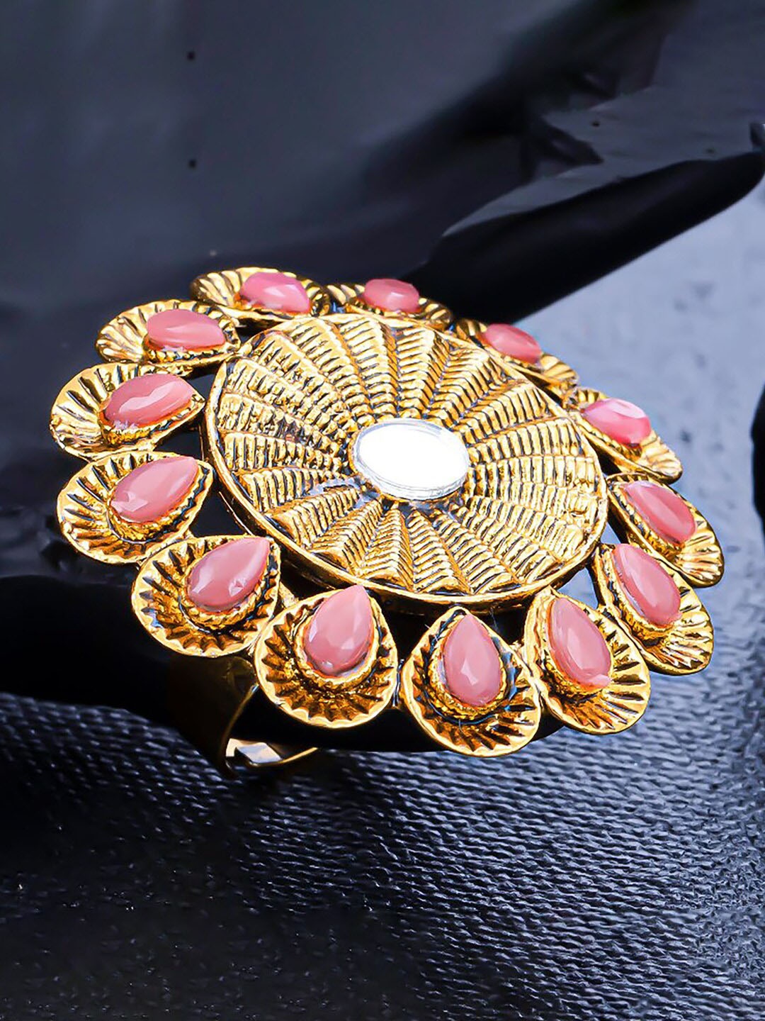 

Sukkhi Gold-Plated Stone-Studded Floral Ring