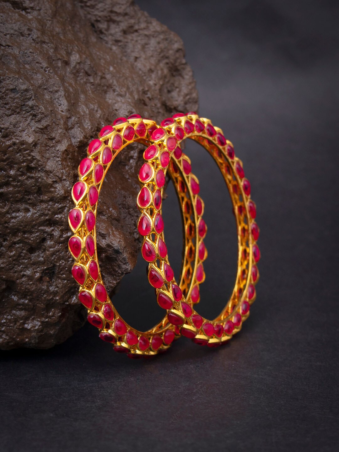 

Sukkhi Set Of 2 Gold-Plated Stone-Studded Bangles