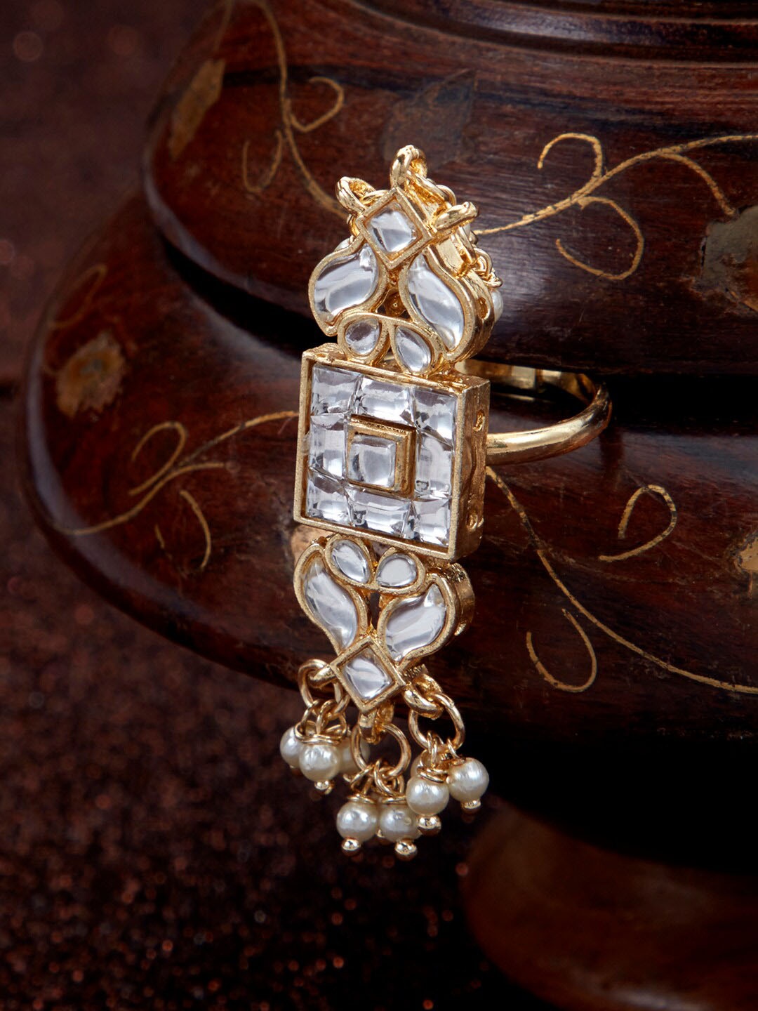 

Sukkhi Gold-Plated Kundan-Studded and Beaded Ring