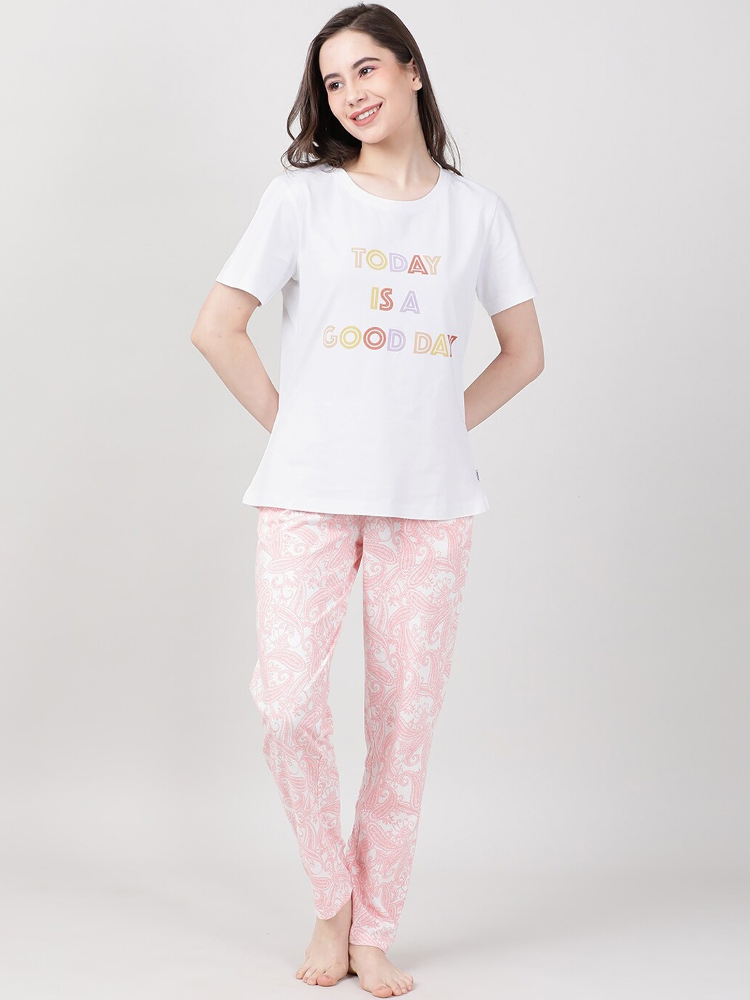 

mackly Ethnic Motifs Printed Pure Cotton Night Suit, White
