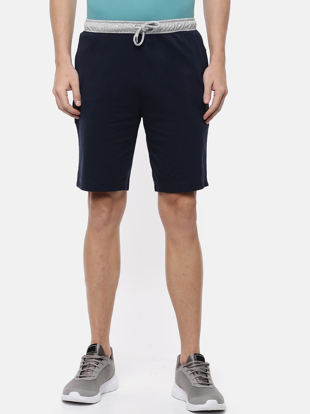 

Macroman M-Series Men Mid-Rise Sports Shorts, Navy blue