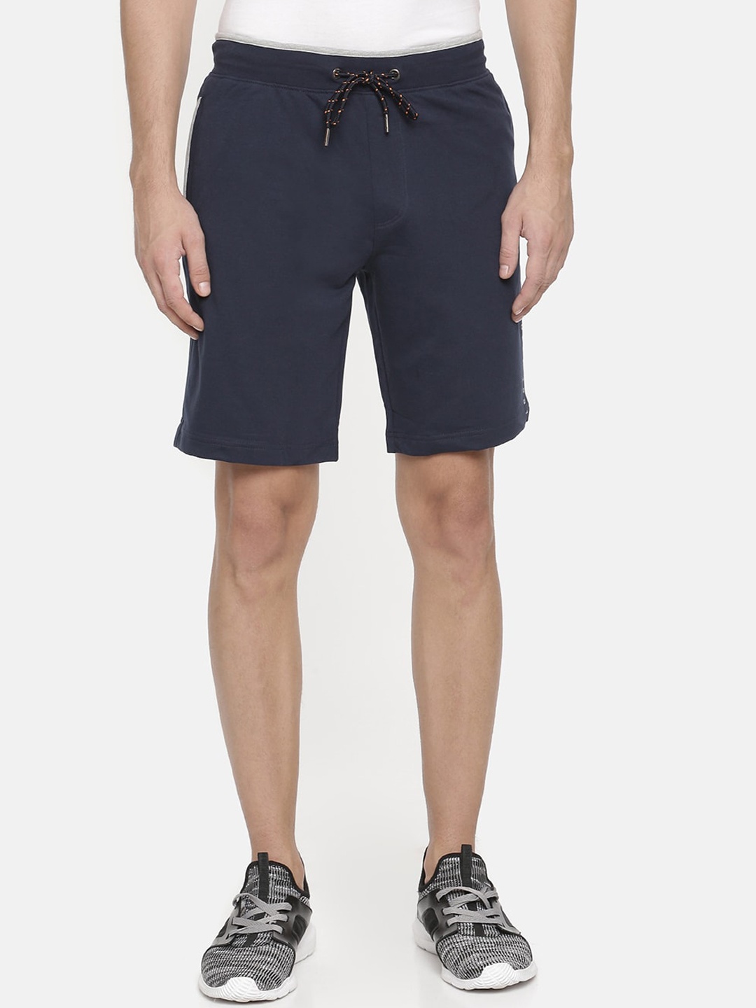 

Macroman M-Series Men Mid-Rise Regular Shorts, Navy blue