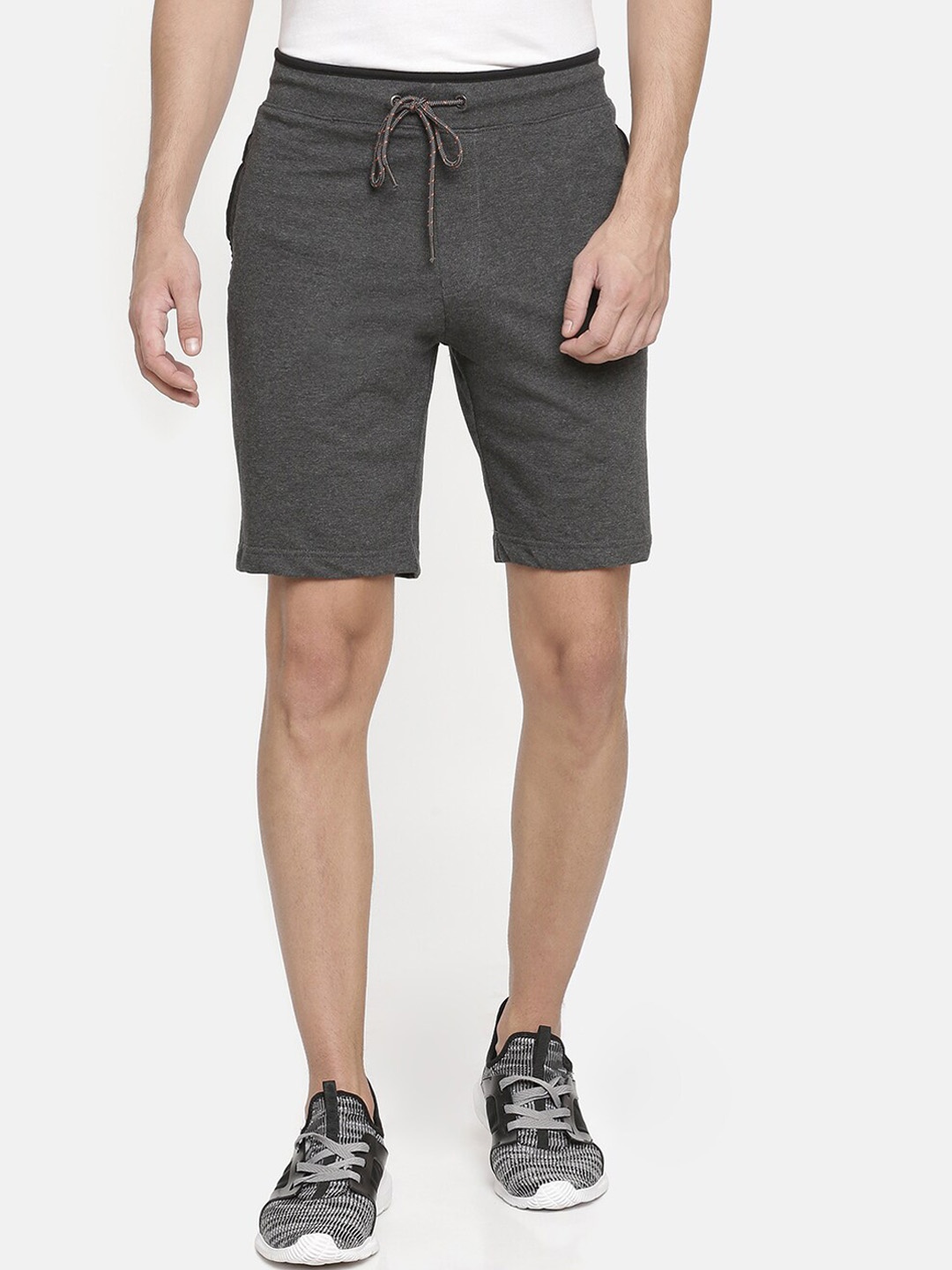 

Macroman M-Series Men Mid Rise Sports Shorts, Black