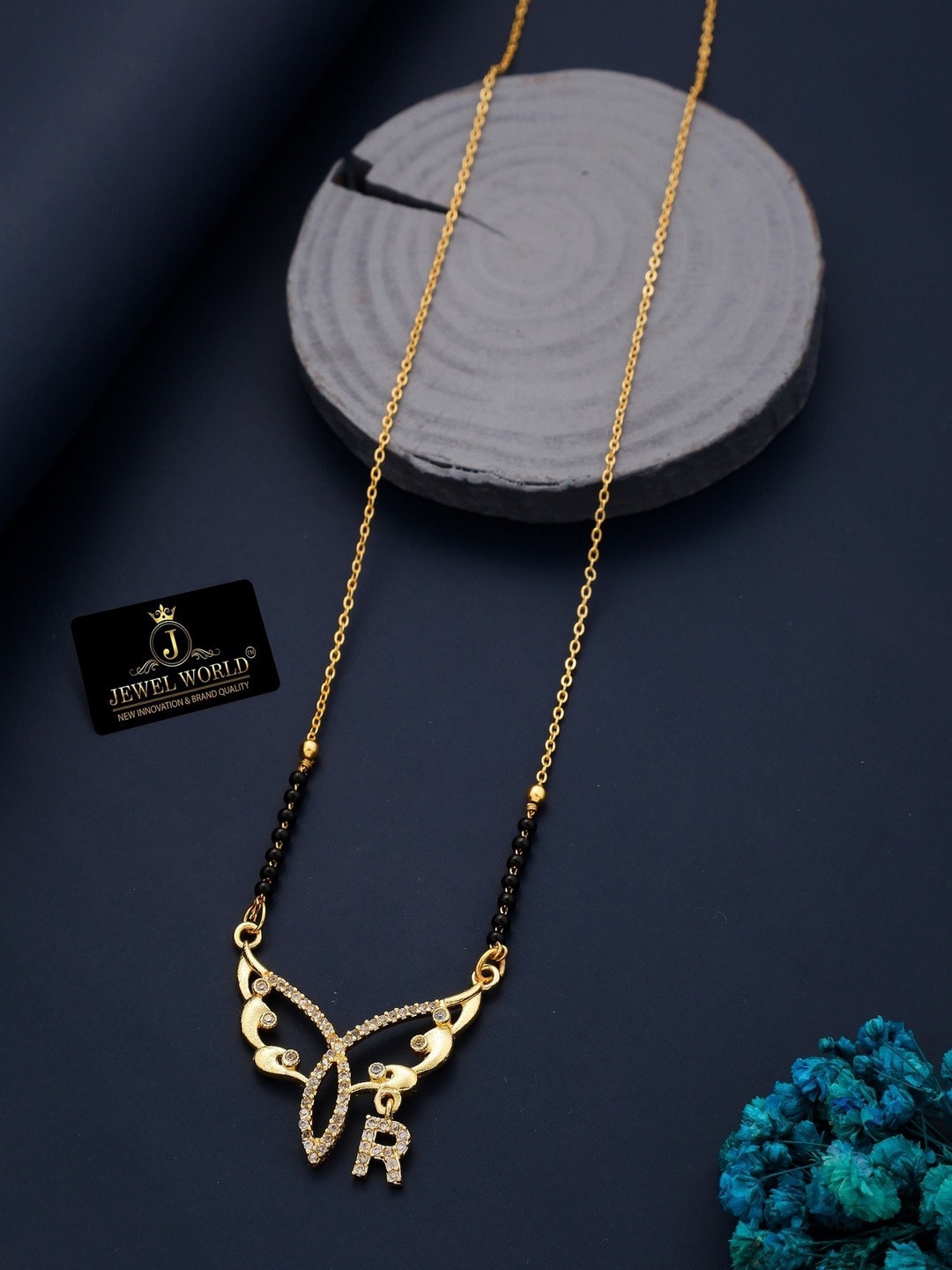 

JEWEL WORLD Gold-Plated Stone-Studded & Beaded Mangalsutra