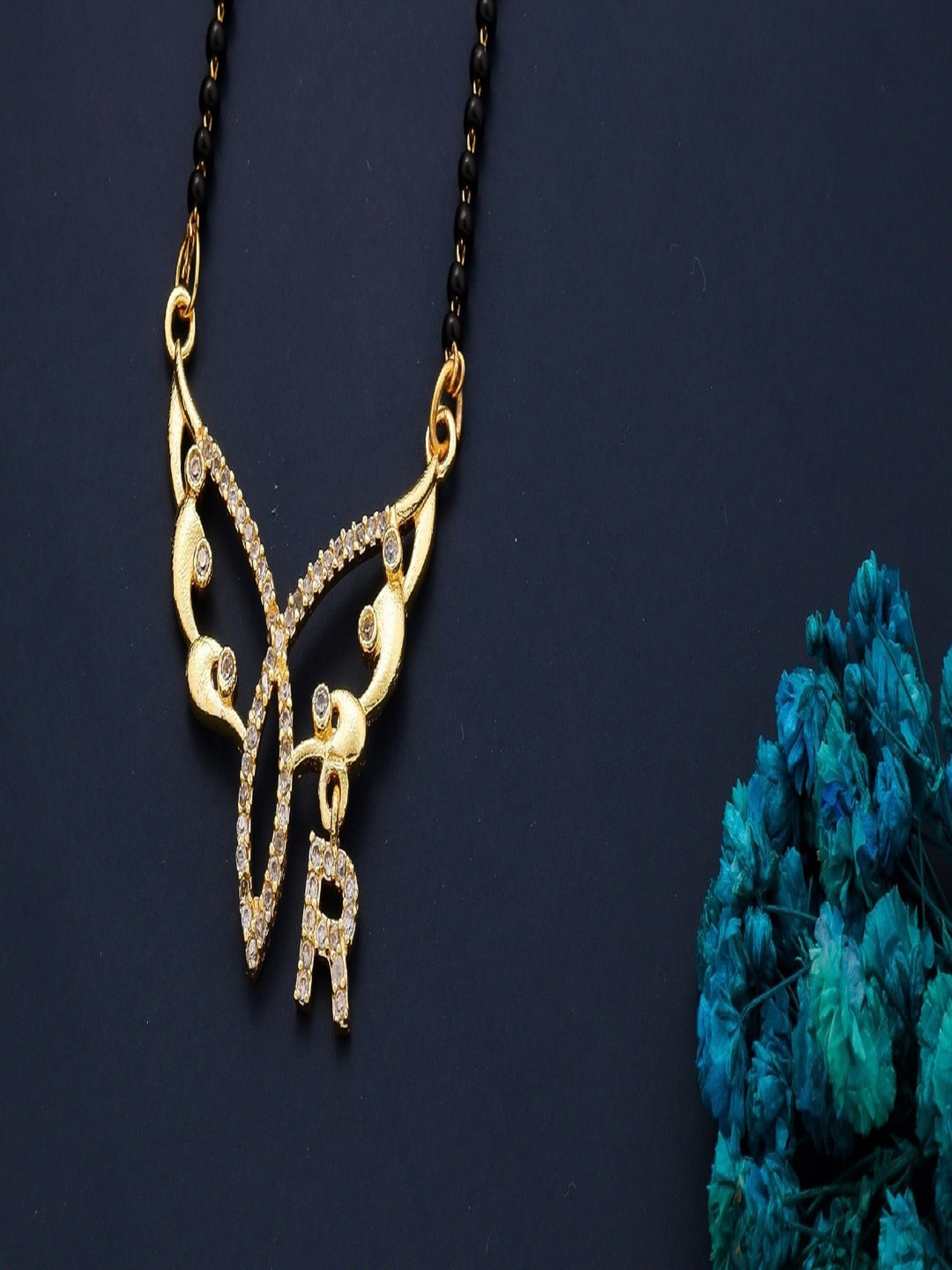 

JEWEL WORLD Gold-Plated Stone-Studded & Beaded Mangalsutra