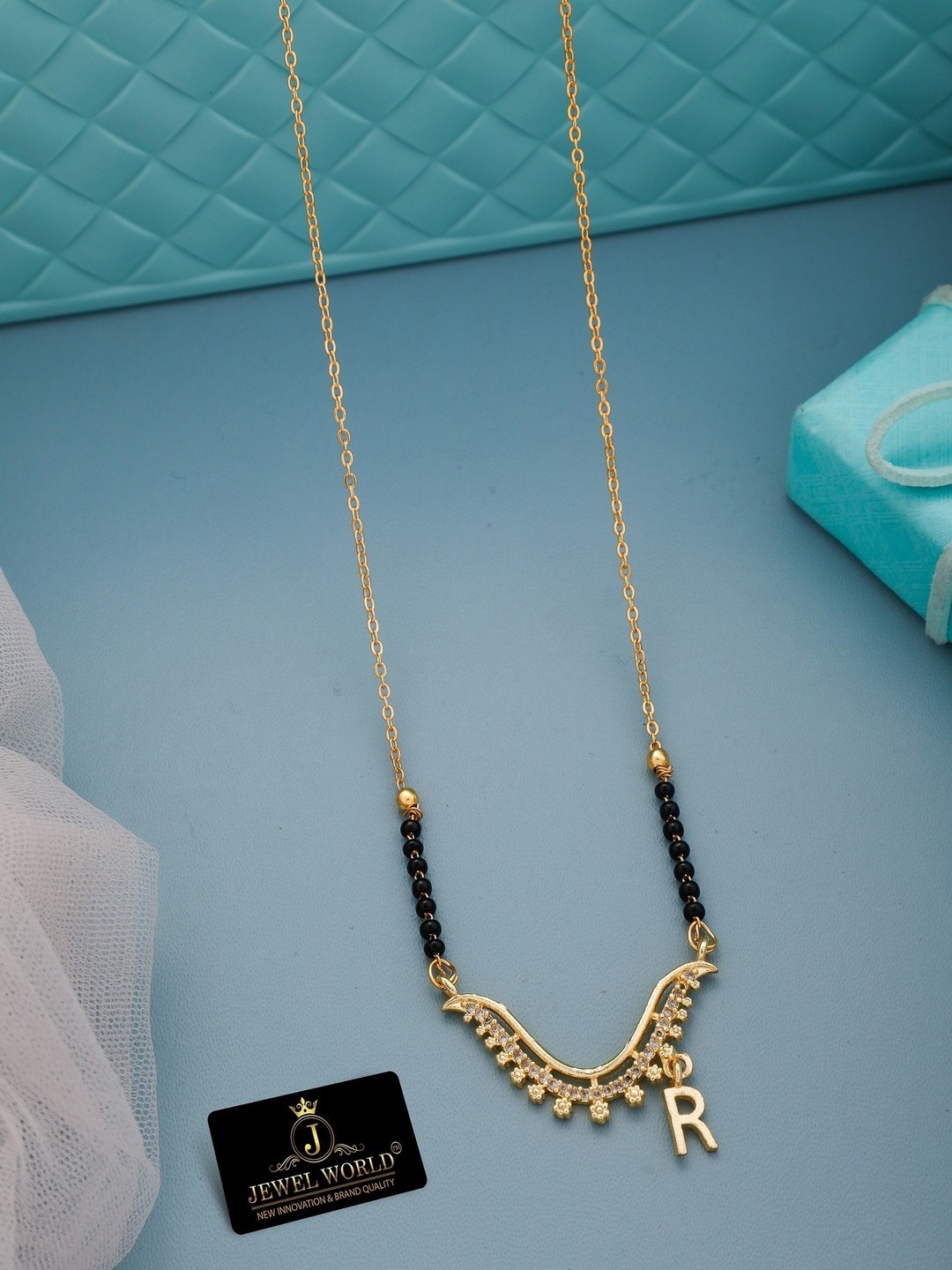 

JEWEL WORLD Gold-Plated Alphabet R Charm Mangalsutra