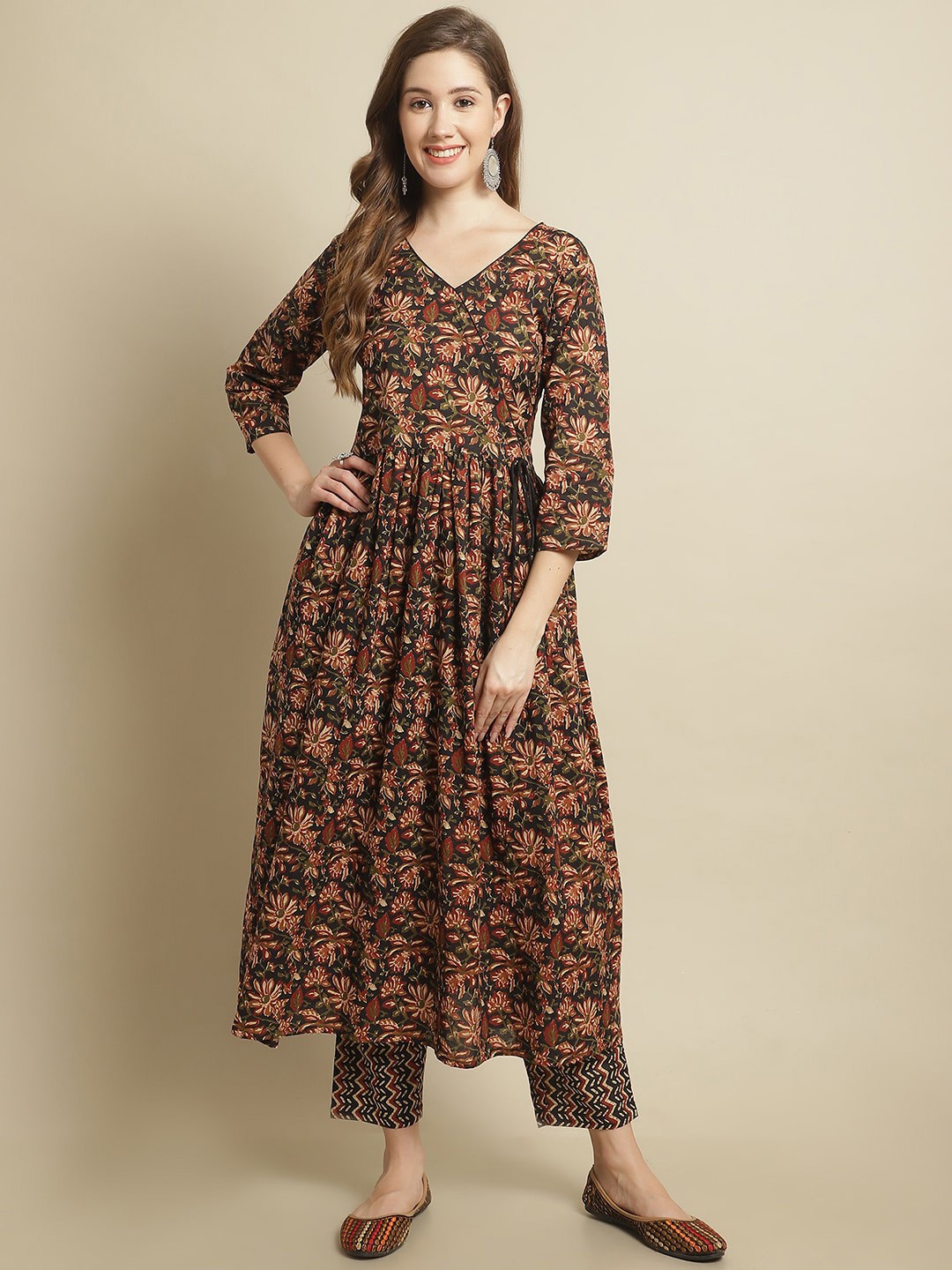 

Pistaa Floral Printed Angrakha Pure Cotton Kurta with Trousers, Brown
