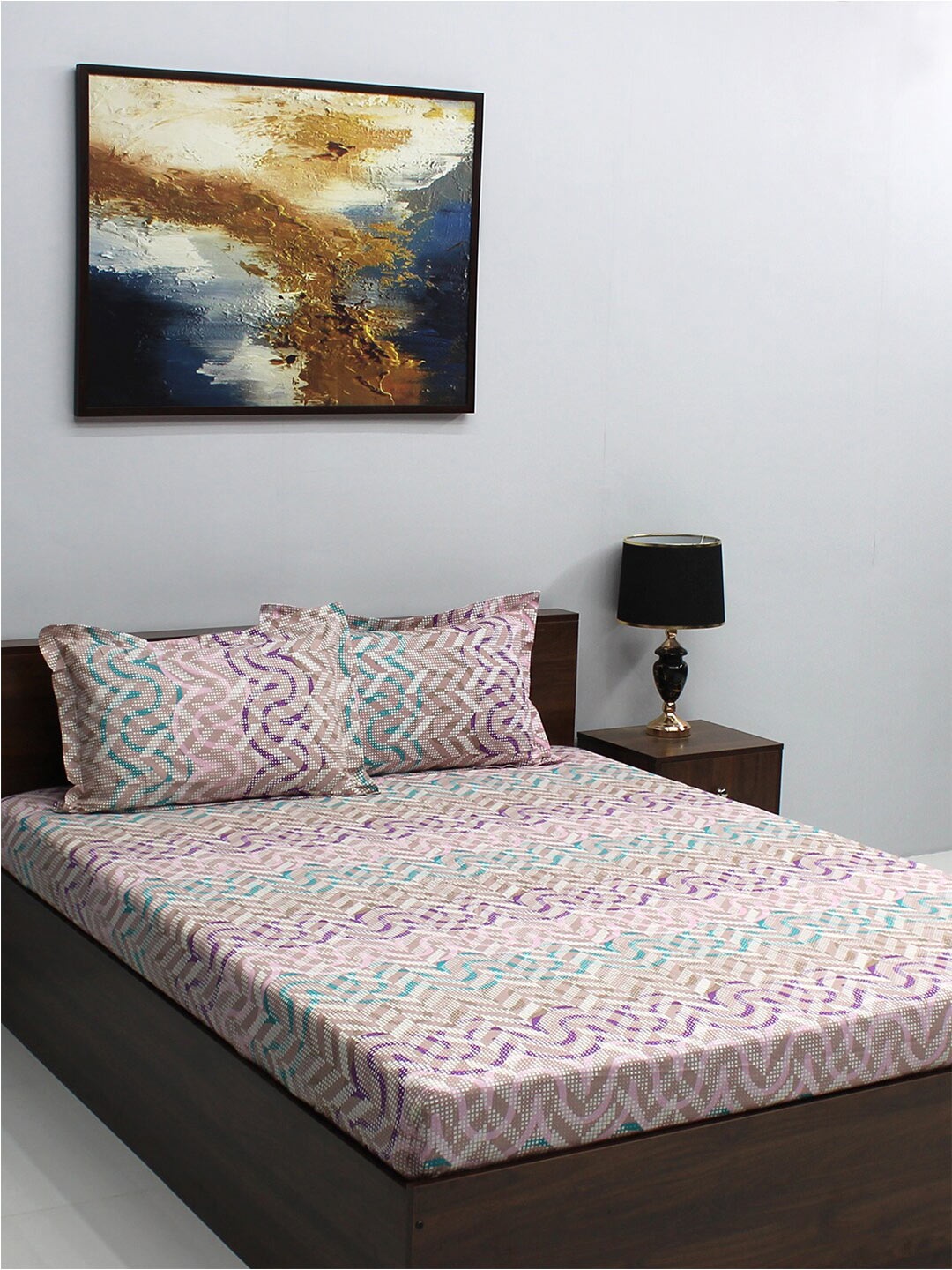 

BOMBAY DYEING Epigram Beige & Pink Printed 120 TC Cotton Queen Bedsheet & 2 Pillow Covers