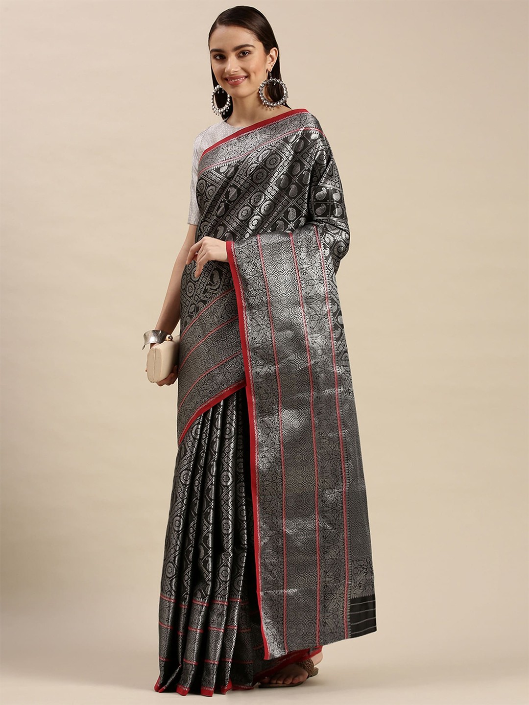 

AVANTIKA FASHION Ethnic Motif Woven Design Zari Pure Silk Kanjeevaram Saree, Black